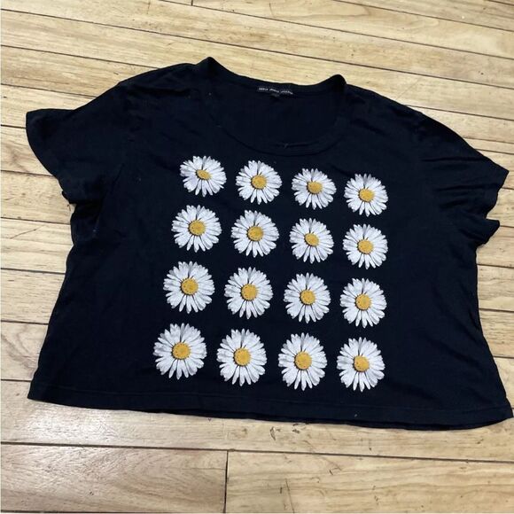 TRULY MADLY DEEPLY Womens L Crop Tee Daisy Black Nature Classic Boho Basic L - Picture 14 of 16
